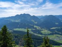 Ausblick Richtung Spielberghorn und Hohe Tauern in der Ferne